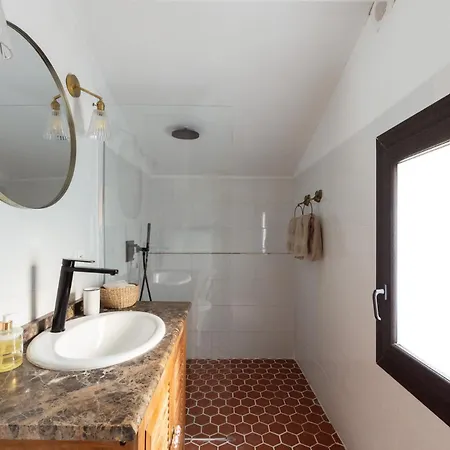 Mersea House At The Sea, Sainte-maxime Apartment *
